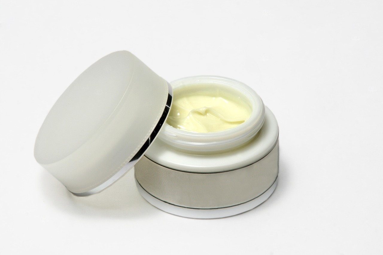 Facial Massage Creams,cream, box, cosmetics-1327847.jpg